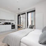 Towarowa Towers With Parking & Ac By Renters Prestige Warsaw