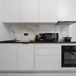 Towarowa Towers With Parking & Ac By Renters Prestige
