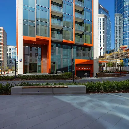 Towarowa Towers With Parking & Ac By Renters Prestige Apartment Warsaw