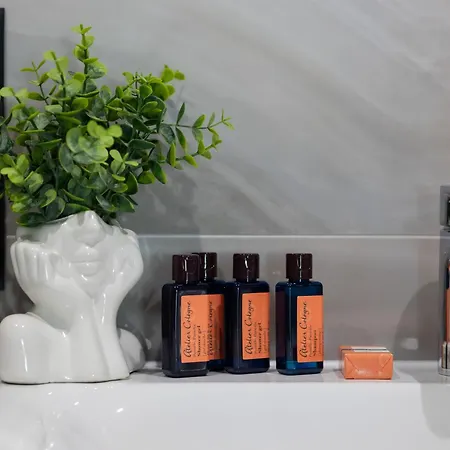 Towarowa Towers With Parking & Ac By Renters Prestige דירה ורשה