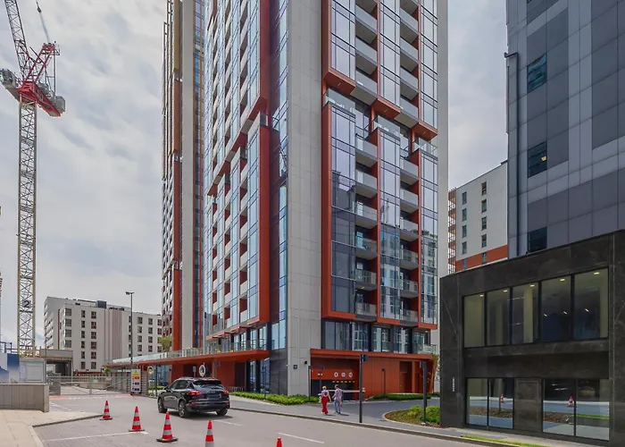 Apartment Towarowa Towers With Parking & Ac By Renters Prestige *
