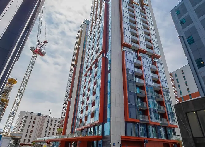 Towarowa Towers With Parking & Ac By Renters Prestige Warsaw