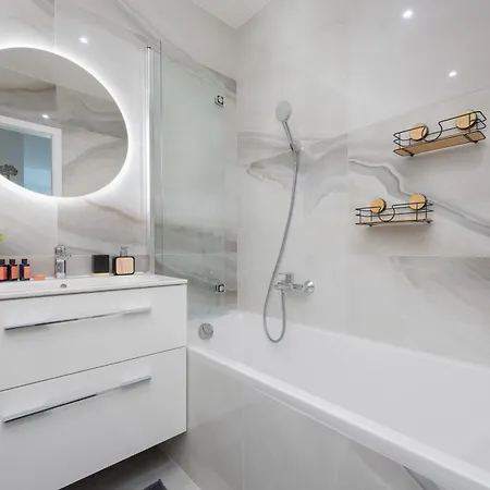 דירה Towarowa Tower With Parking & Ac By Renters Prestige